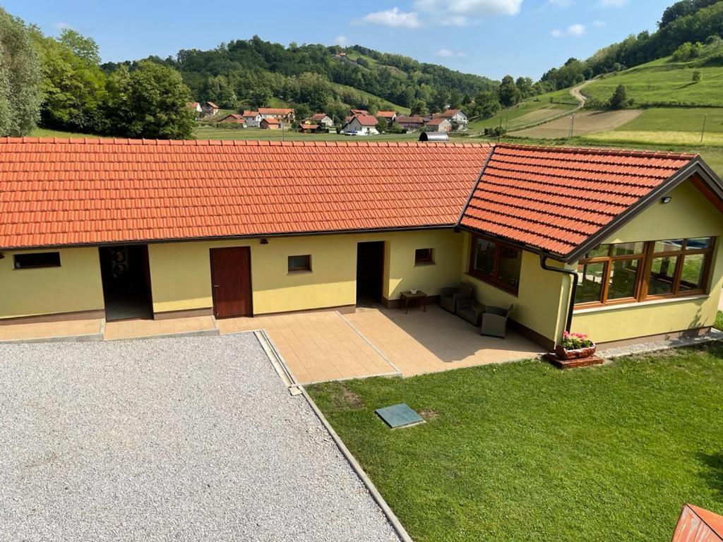 Ruralna Kuca 'Villa Zagorka' Za Odmor Sa Bazenom I Bocalistem Donja Pacetina Extérieur photo